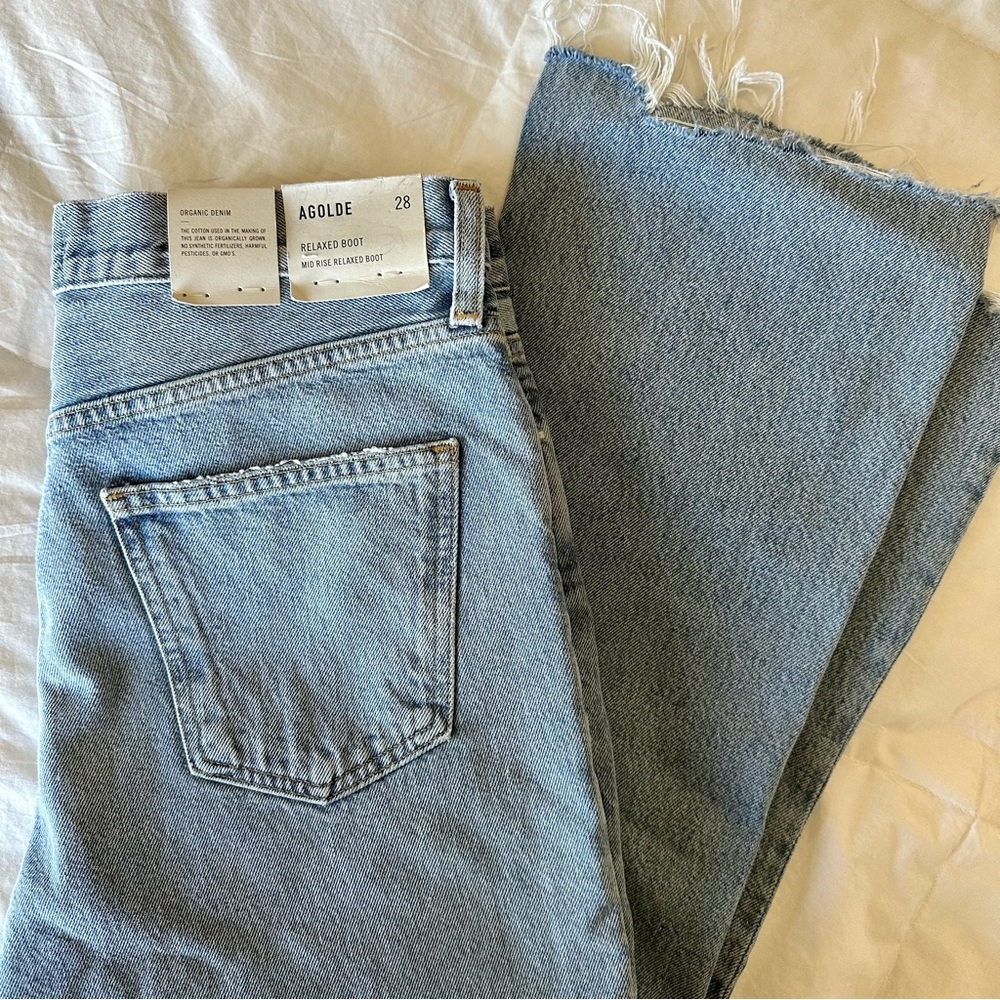 AGOLDE Mid Rise Relaxed Boot Jeans in Curio